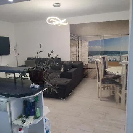 Spacious And Luxury 2 Bedroom Free Parking *
