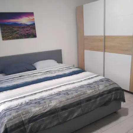 Spacious And Luxury 2 Bedroom Free Parking *